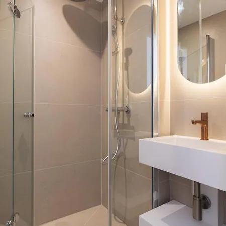 Apartment 2 Pieces D'architecte Face Aux Thermes *