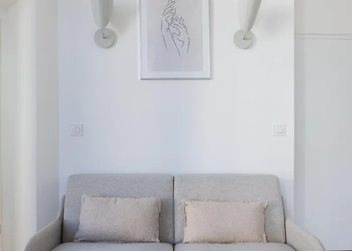 2 Pieces D'architecte Face Aux Thermes * バニエール・ド・ビゴール