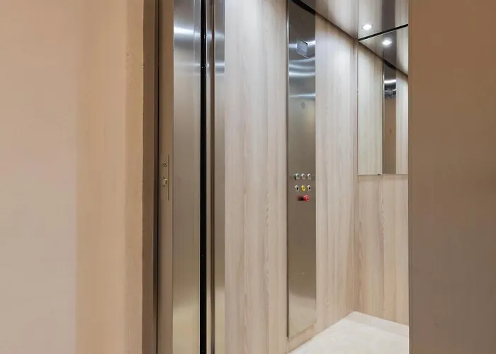 アパート 2 Pieces D'architecte Face Aux Thermes *