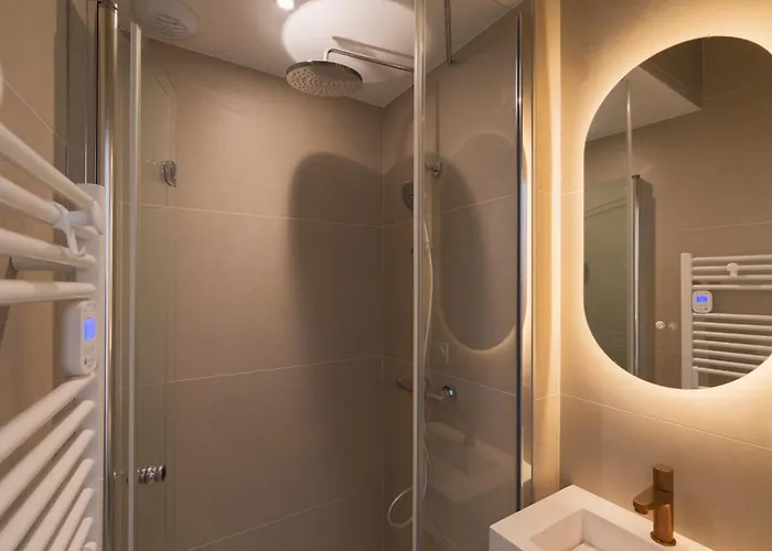 アパート 2 Pieces D'architecte Face Aux Thermes *